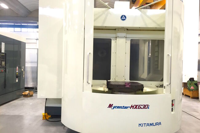 Sell Machining Centre Horizontal KITAMURA HX630i used